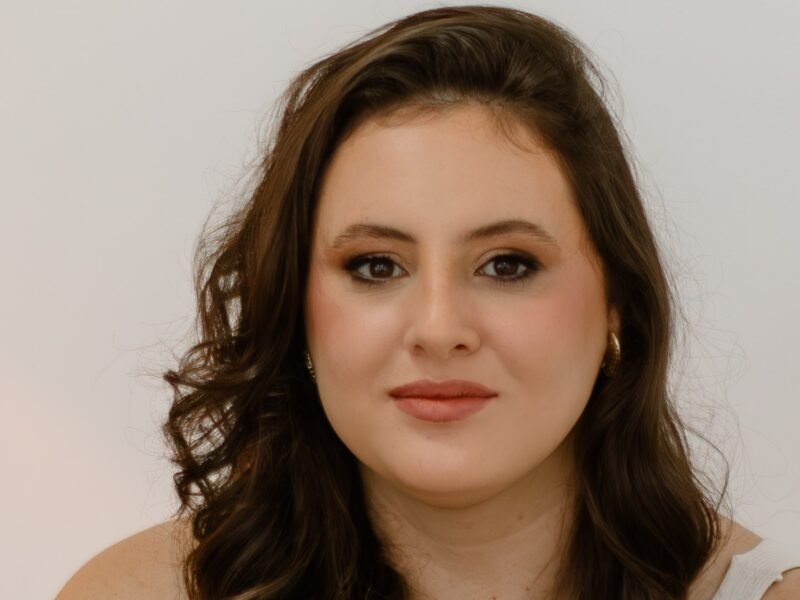 Psicóloga Camila Bettin / CRP 07/38370